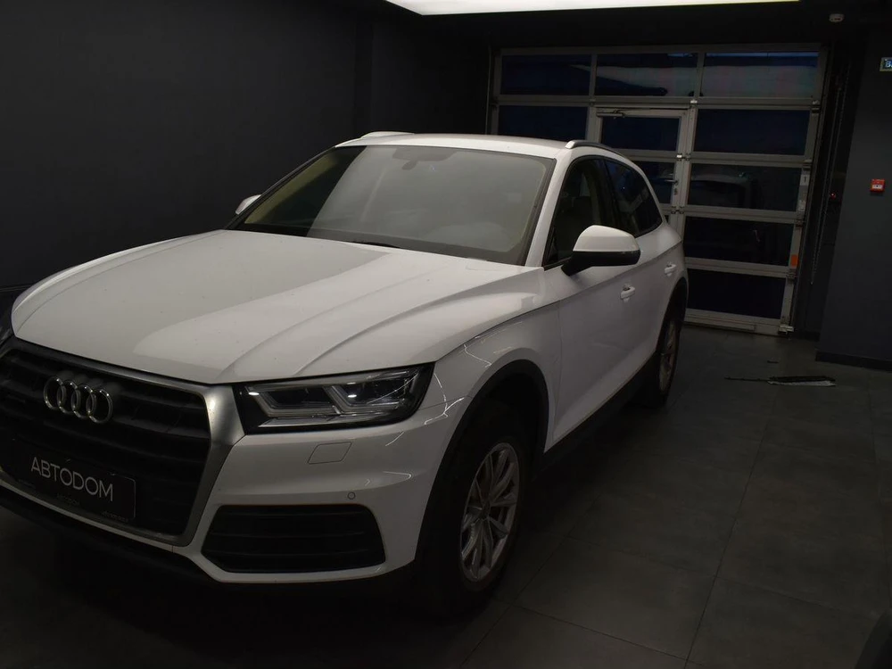 Q5 Base 2.0 AMT 4WD (245 л.с.)