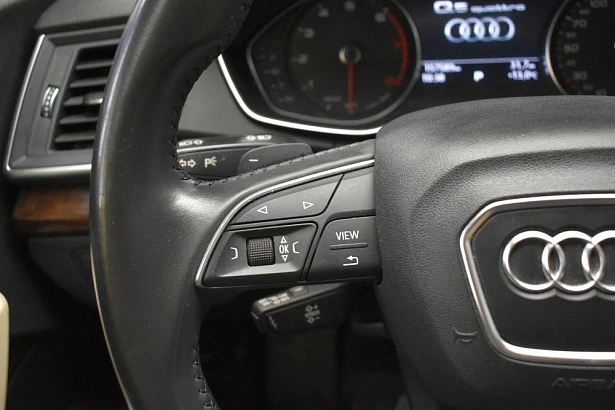 Q5 Sport 2.0 AMT 4WD (249 л.с.) фото 23