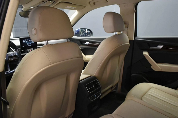 Q5 Sport 2.0 AMT 4WD (249 л.с.) фото 27
