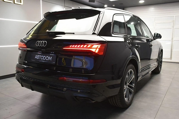 Q7 45 TFSI quattro tiptronic 2.0 AT 4WD (252 л.с.) фото 5