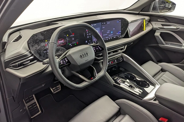 Q5 TFSI quattro S tronic 2.0 AMT 4WD (272 л.с.) фото 9