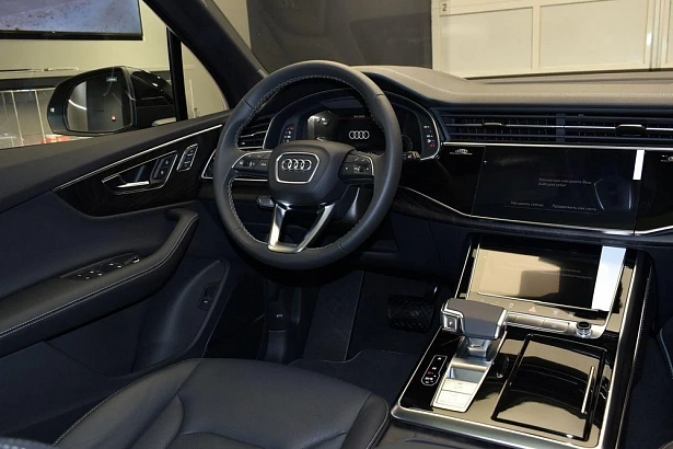 Q7 45 TFSI quattro tiptronic 2.0 AT 4WD (252 л.с.) фото 14