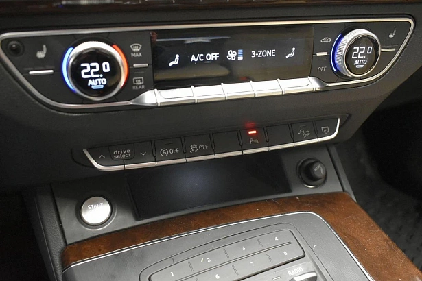 Q5 Sport 2.0 AMT 4WD (249 л.с.) фото 18