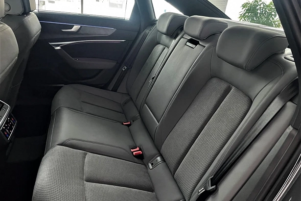 A6 45 TFSI quattro S tronic 2.0 AMT 4WD (245 л.с.) фото 12