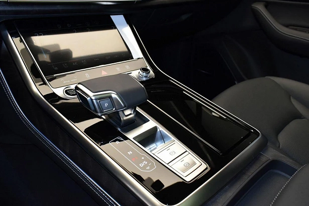 Q7 45 TFSI quattro tiptronic 2.0 AT 4WD (252 л.с.) фото 25