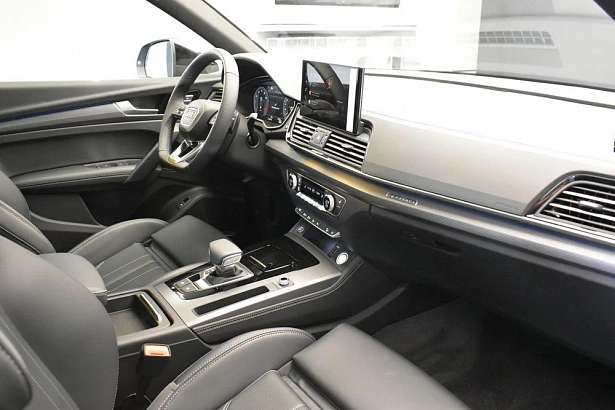 Q5 45 TFSI quattro S tronic 2.0 AMT 4WD (245 л.с.) фото 13