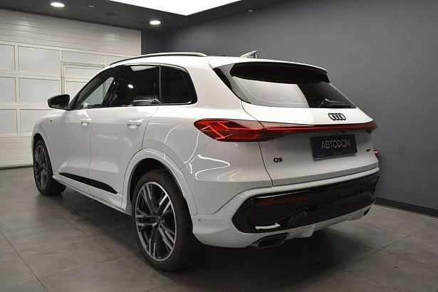 Q5 TFSI quattro S tronic 2.0 AMT 4WD (272 л.с.) фото 3
