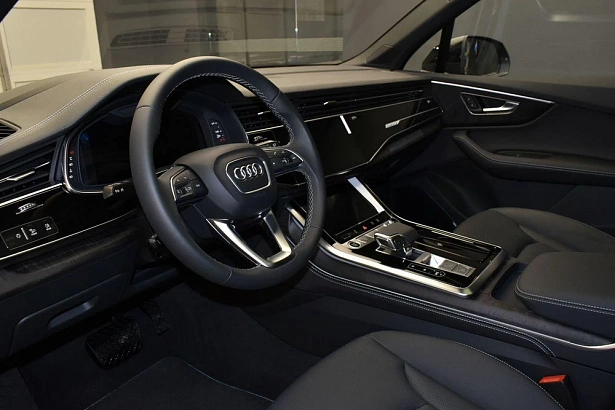 Q7 45 TFSI quattro tiptronic 2.0 AT 4WD (252 л.с.) фото 8